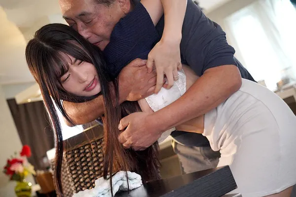 sex shemale Bố chồng biến thái cưỡng bức con dâu rồi còn bắn cả vào trong